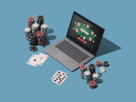 Choosing the Right Payment Method at Online Casinos: Factors to Consider