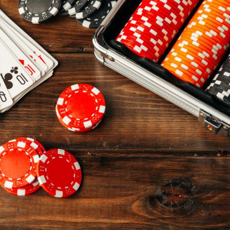 Exploring Different Casino Game Strategies: From Martingale to Paroli